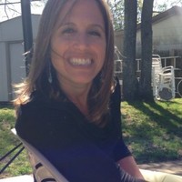 Lisa Mangia Email & Phone Number
