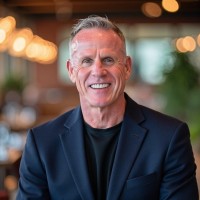 Guardare Employee Lars Letonoff's profile photo