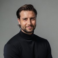 Christopher Gruß Email