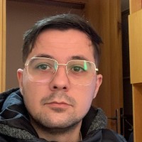 Lucas Pedroso Email