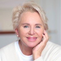 Lydia Staltner Email