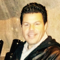 RedBalloon Employee Paulo Gil's profile photo
