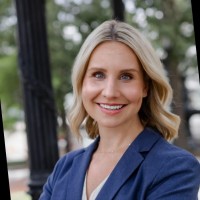Emily Leonczyk Email & Phone Number