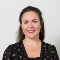 Mandy Velthuis Email