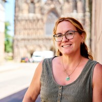 Gayle Edwards Email & Phone Number