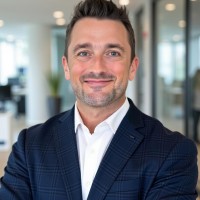 JLL Employee Michael Riley's profile photo