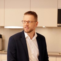 Roland Epp Email
