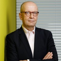 Dietmar Mrics