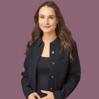 Programa Employee Lexie Gillies's profile photo