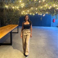 Suellen Oliveira Email