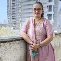Swati Suchak Email