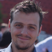 Arnaud Dumont Email