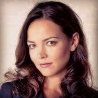 Gabriella Pocsi Email