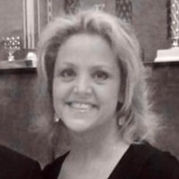 Amazon Employee Mitzi C's profile photo