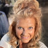 Sandy Knapton Email