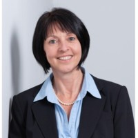 Petra Böhm-Karner Email