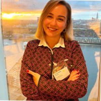 Pelin Kıvrıkoğlu Email