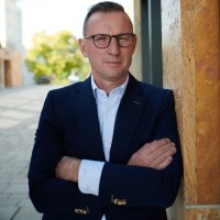 Jens Husung Email & Phone Number
