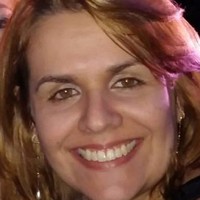 Daisy Costa Email