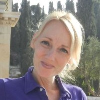 Nadia Saulnier Email & Phone Number