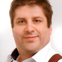 Roland Bauer Email