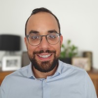 Mario Heß Email