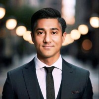 Movinglife Employee David Pezarkar's profile photo