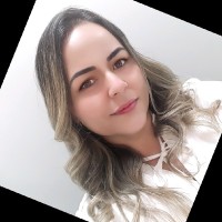 Luana Pinto Email