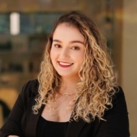 Eduarda Oliveira Email
