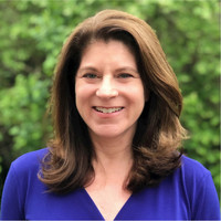 Leigh Bluestein Email & Phone Number