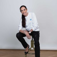 Blue Bridge Group AI Employee Sylvie Ouziel's profile photo