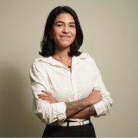 Brenda Guimarães Email