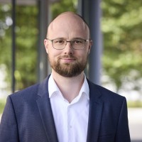 Matthias Hoffmann Email