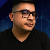 ITALKPTT Employee Brandon Islas's profile photo