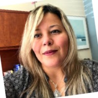 Commission scolaire Marguerite-Bourgeoys Employee Amel Messabeb's profile photo