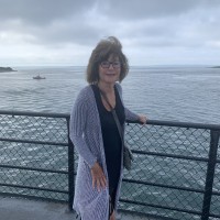 Elaine Vadenais Email & Phone Number