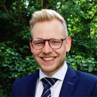 Lukas Sturm Email