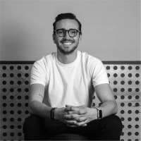 admirror Employee Alex Hernandez's profile photo