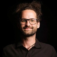 Jakub Szász Email