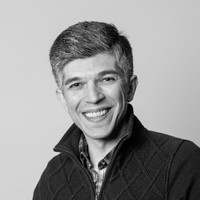 SignalFire Employee Yuriy Groysman's profile photo