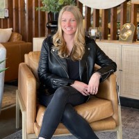 Barclay Butera Interiors Employee Kelli Campbell's profile photo