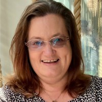 Sue Beale-Dunlop Email