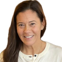 Dimension Capital Management Employee Julie Golden's profile photo