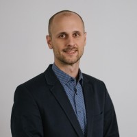Peter Essel Email