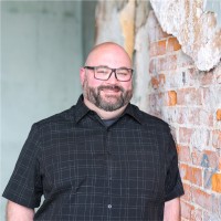 Email e telefono di Erik Fisher