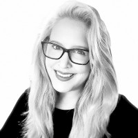 AdvisorShare Employee Lauren Romanowski's profile photo