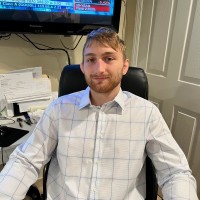 Daniel Arkow Email