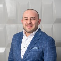Modern Forms Employee Alexander Ostrovsky's profile photo