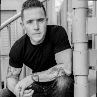 Robert Munic Email & Phone Number