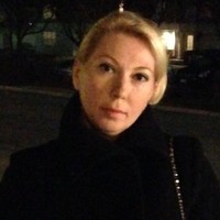 E-mail e número de telefone de Lana Mak